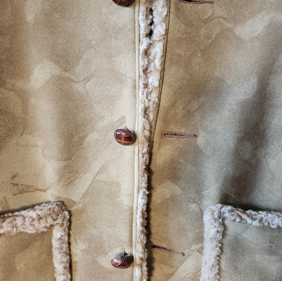 Vintage Sherpa Coat - Picture 2 of 6